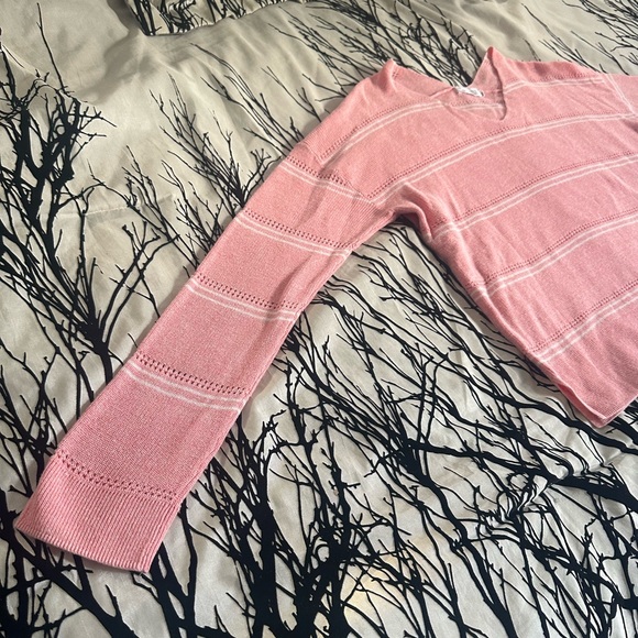 Carve Designs Zella pink pullover sweater, organic cotton, white stripes, medium - Picture 8 of 16